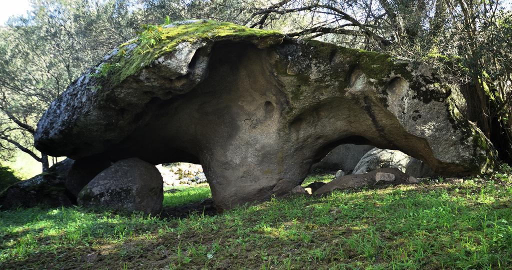 הוילה סנט אנטוניו די גאלורו Lu Rotu מראה חיצוני תמונה